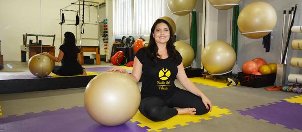 Michele Mussi é fisioterapeuta especializada em Reabilitação Vestibular, RPG e Pilates. 