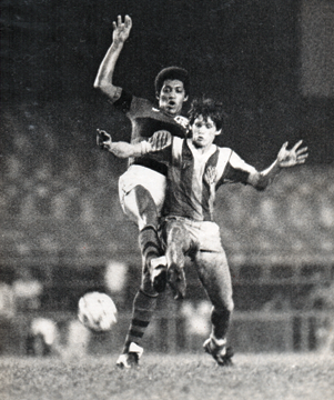 Fernando Macaé jogando pelo Bangu na década de 1980