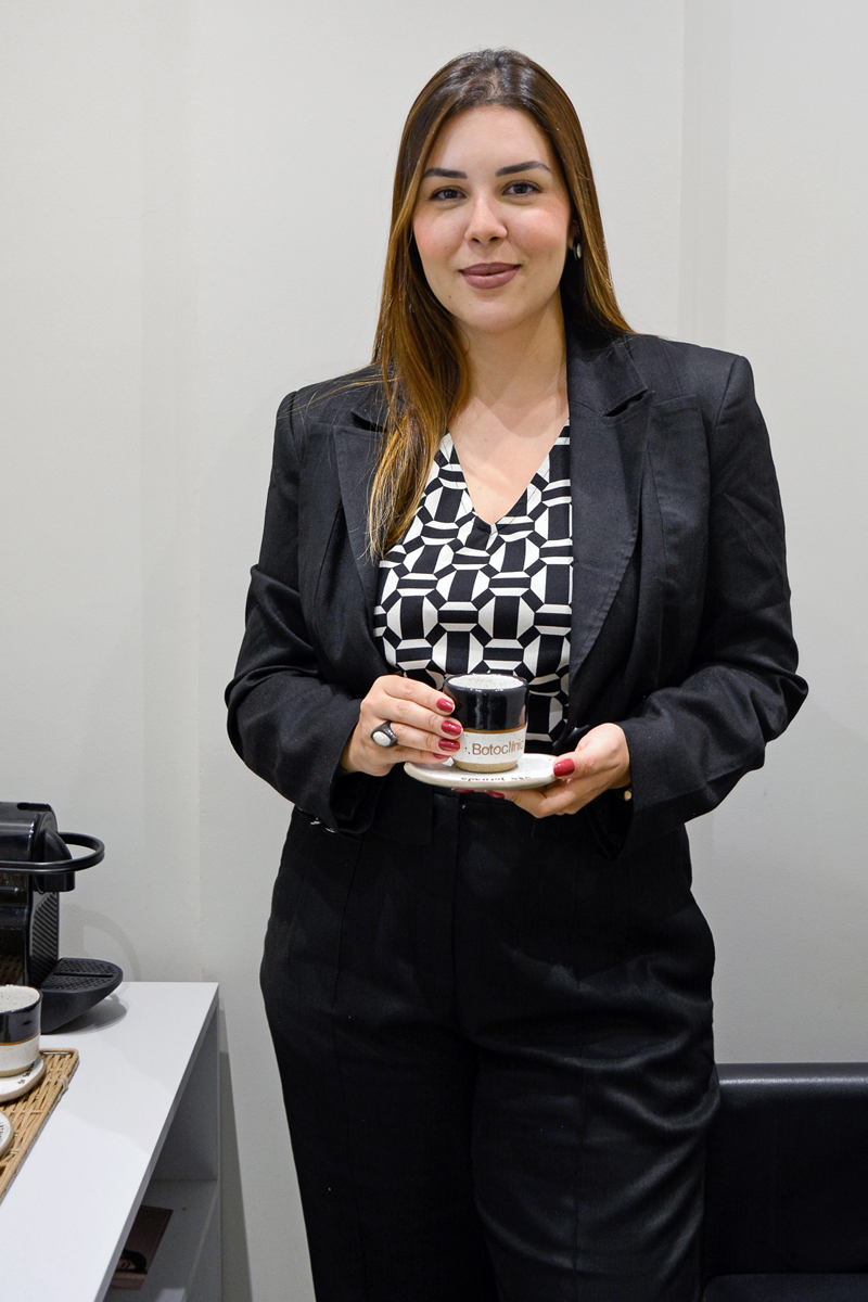 A advogada Nathalia Mustafa é cliente da Botoclinic há anos e aprova os resultados naturais dos procedimentos feitos na clínica. (Foto Alle Tavares)