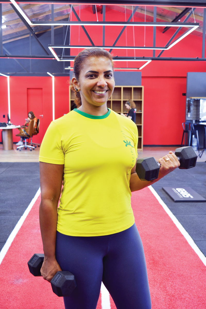 Daniela Cooper é fisioterapeuta e destaca que a individualização dos treinos é fundamental para atingir suas metas. (Foto Alle Tavares)