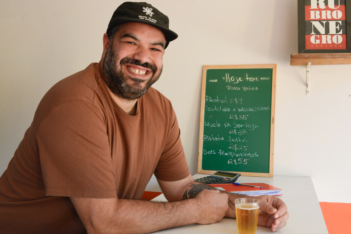 O chef Hugo Dias é um estudioso e entusiasta no universo da gastronomia popular e destaca a riqueza da culinária macaense. (Foto Alle Tavares)