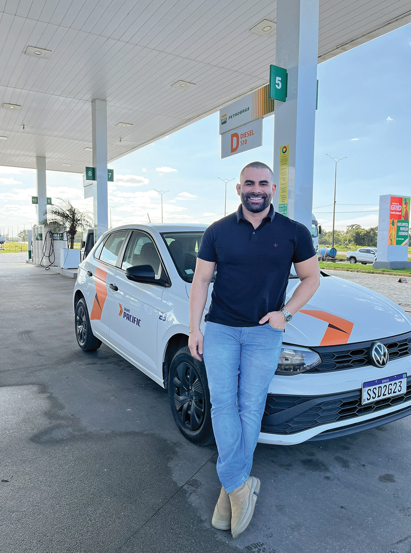 Para o CEO da Pacific Catering & Log, João Lemos, o Posto Moreira Cabral destaca as vantagens logísticas e da confiança do contrato de fornecimento da frota da empresa firmado com o Grupo. (Foto Alle Tavares)