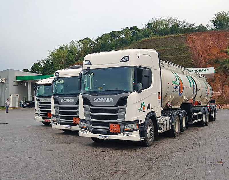 O Grupo Moreira Cabral possui uma frota própria para o transporte dos combustíveis, o que traz uma garantia a mais na qualidade dos produtos oferecidos aos clientes. (Arquivo)