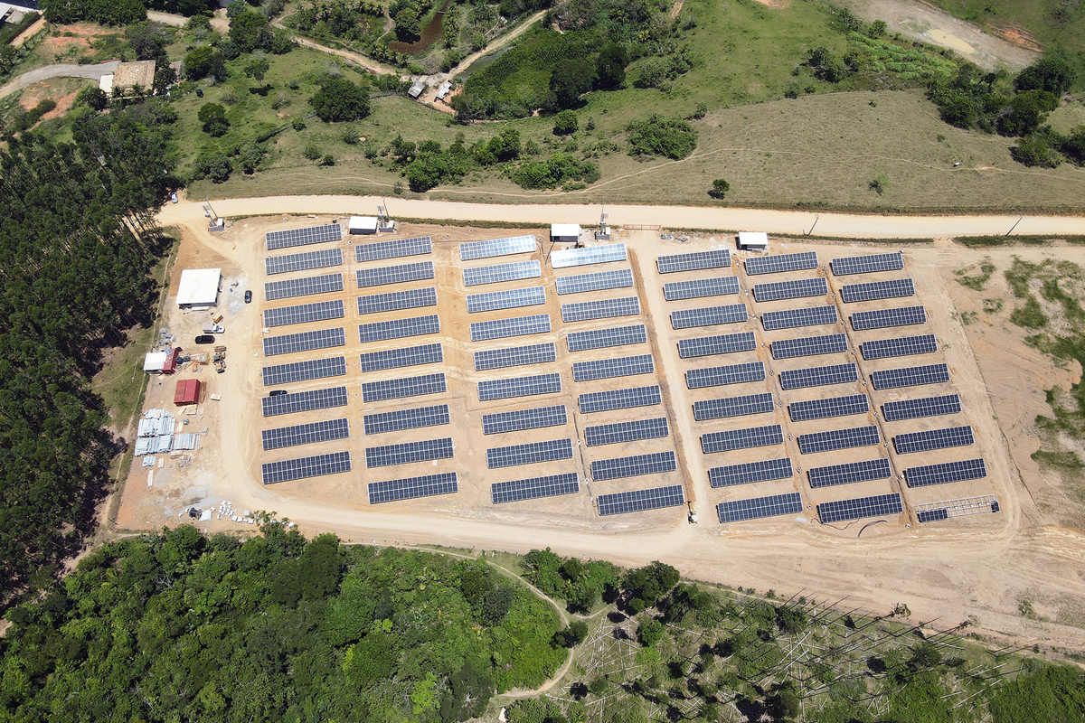 A Shop Solar está investindo em grandes áreas em Macaé e região, construindo as “fazendas solares” para a captação da energia solar. (Foto de arquivo)