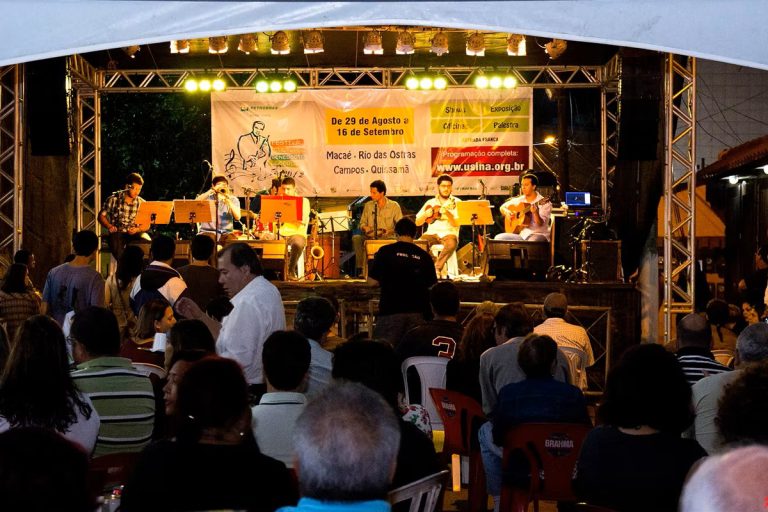 Revista-Divercidades-Macaé-Usina-de-Fomento-Cultural-celebra-20-anos-de-trajetória-que-inspira-as-novas-gerações-1