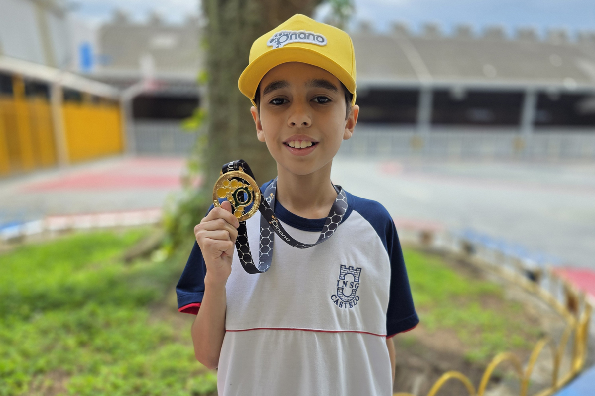Davi Lessa conquistou medalha e participou da cerimônia nacional da ONANO, em São Paulo, ao lado de jovens cientistas de todo o país