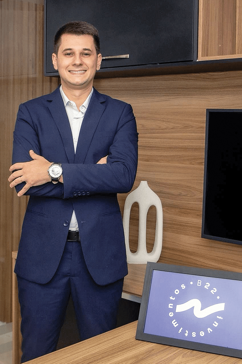 O sócio Lucas Ramalho é o responsável pelo atendimento remoto na Região dos Lagos, junto com Thaís Guimarães