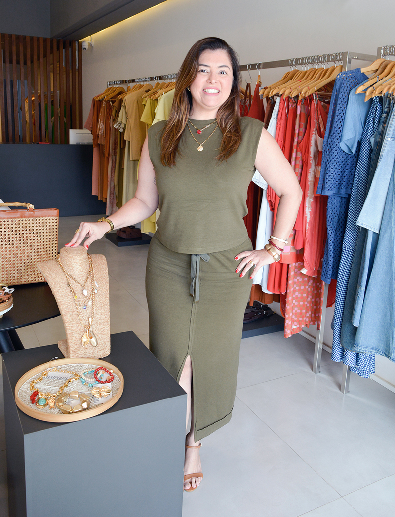 Gerlane Mota de Araújo destaca o atendimento como diferencial,além da grande variedade de marcas e modelos da loja. (Foto Alle Tavares)