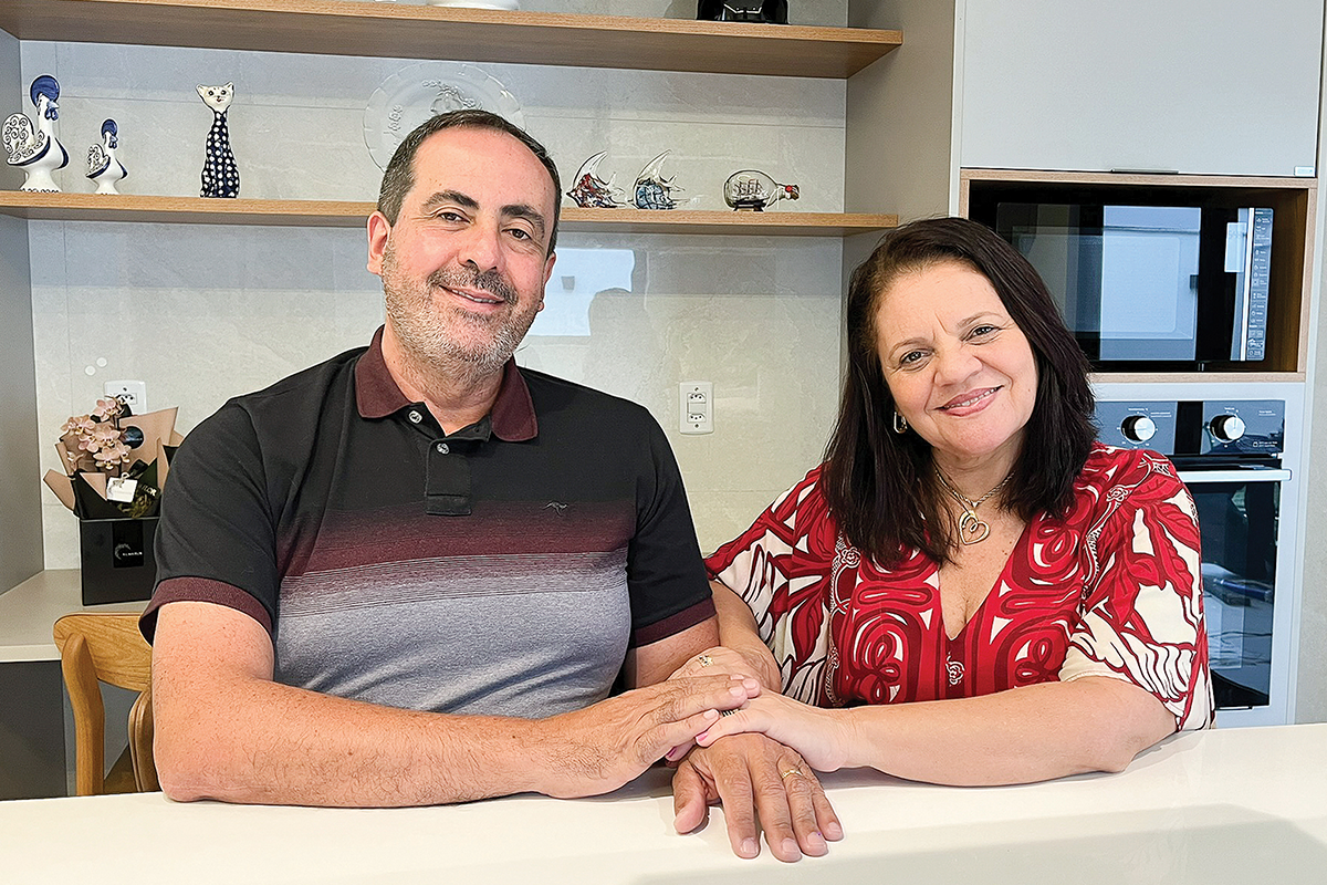 O casal Wagner e Valéria Marcílio idealizou a casa dos sonhos e a recebeu além das expectativas