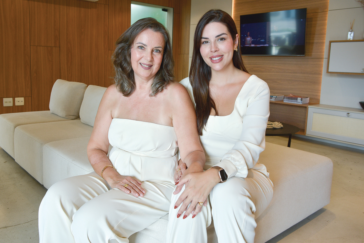 Nathalia Nunes Borges com a mãe Kátia Lopes Nunes. Duas gerações com o mesmo objetivo, envelhecer bem. (Foto Alle Tavares)